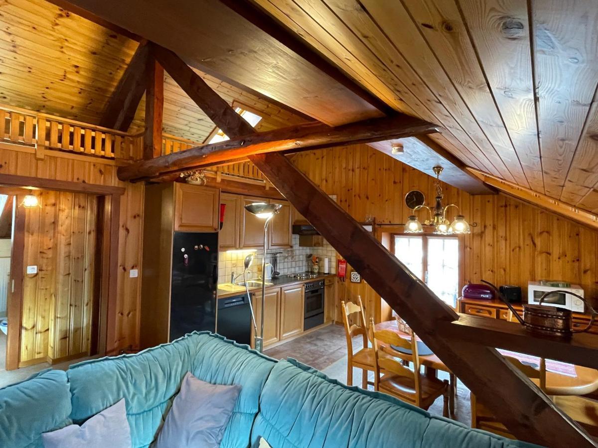 Appartamento Harmony House Salvan Esterno foto