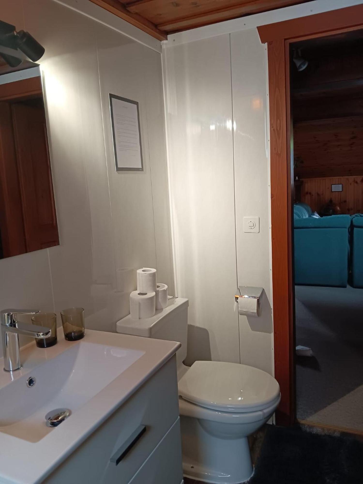 Appartamento Harmony House Salvan Esterno foto
