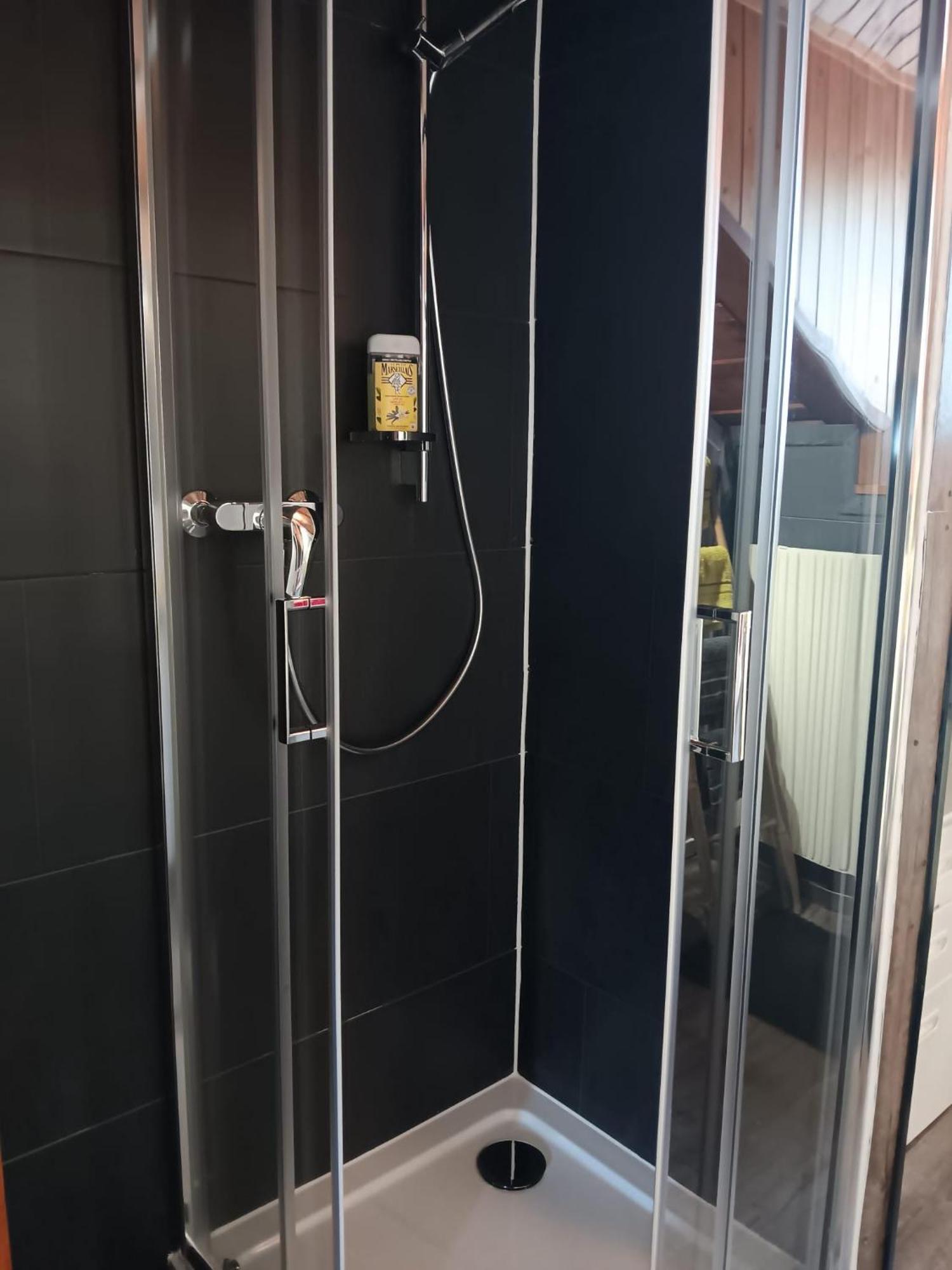 Appartamento Harmony House Salvan Esterno foto
